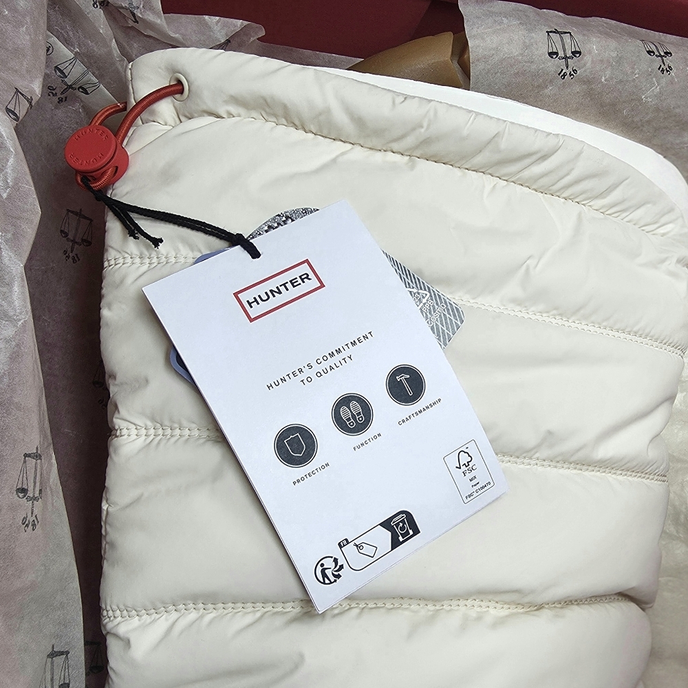 Hunter Tall Puffer Snow Intrepid Boots Insulated Winter White EU 41 US 10 NIB - Picture 16 of 16